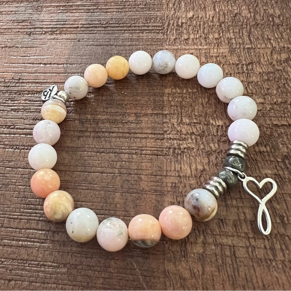 T Jazelle Australian Agate infinity heart bracelet